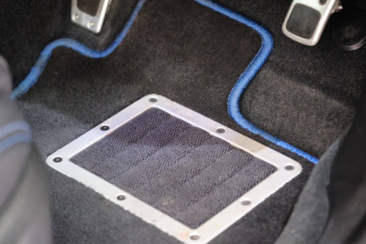 Car mats protect floor carpet in car, truck, or SUV from wear down & tear.Easy to clean and protect car interiors from dirt and stains. Universal or customize mats are made of fiber, vinyl, or rubber