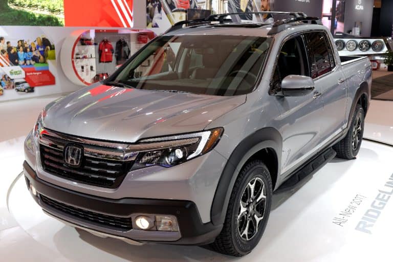 A honda ridgeline at Canadian International AutoShow, Width Of Honda Ridgeline With Mirrors [And With One Mirror Folded]