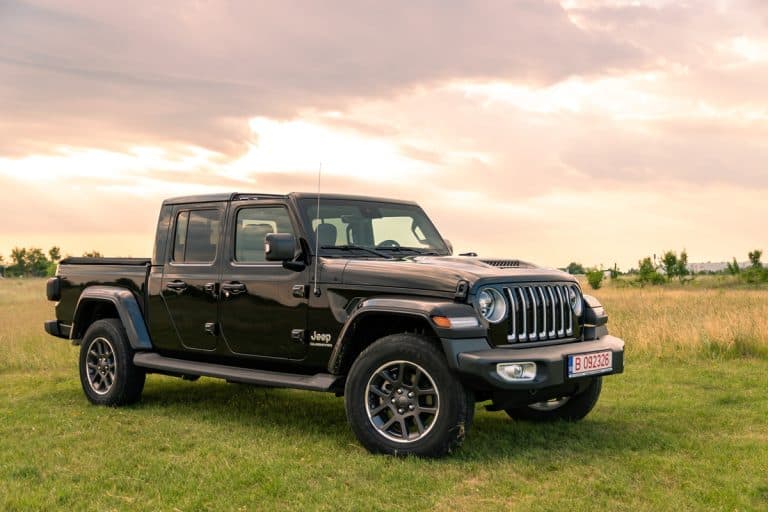 2022 Jeep Gladiator, Which Trucks Have Manual Transmission Options?