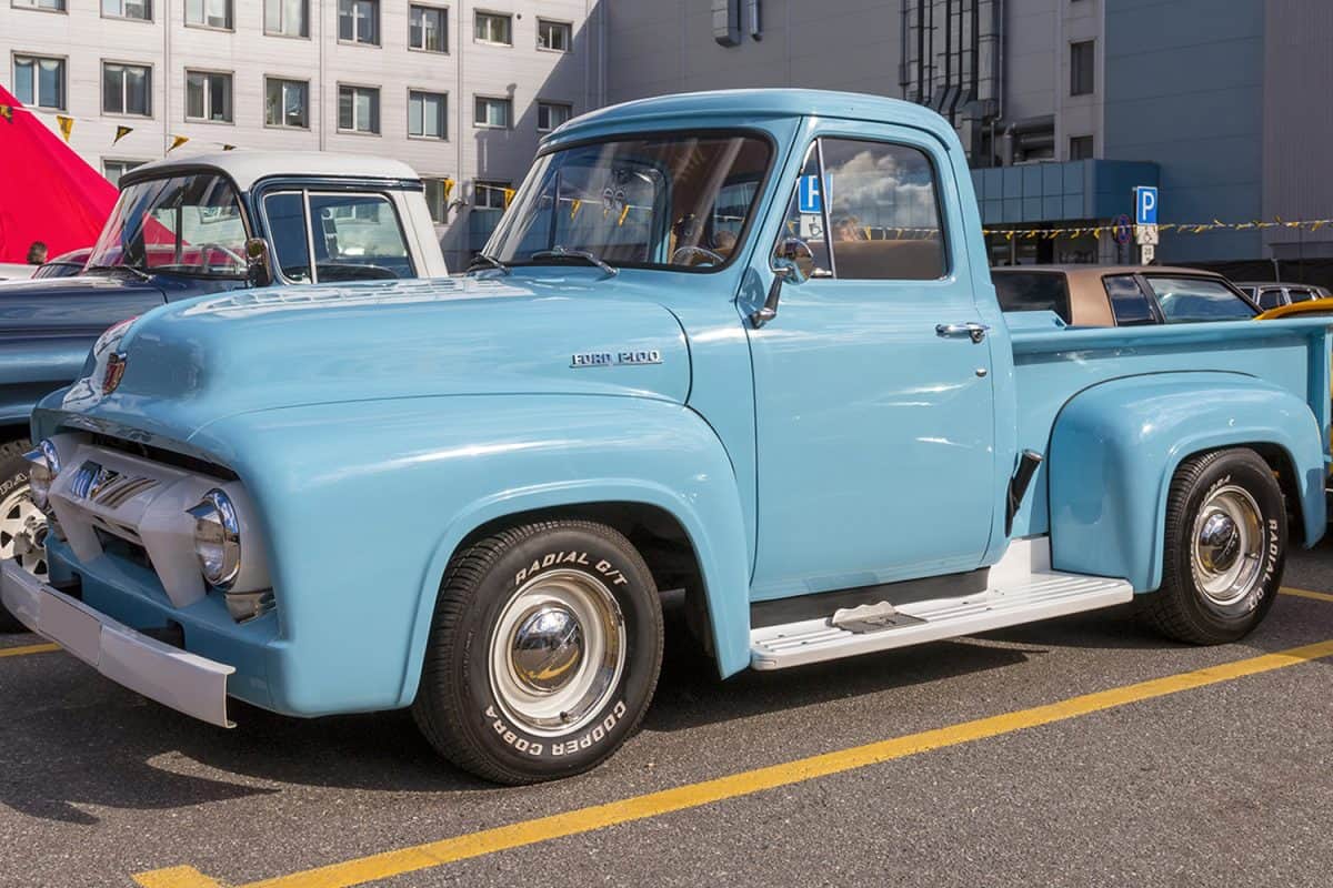 Ford F100 pickup 1954 model year